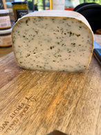 Tomme chèvre BIO, chèvrerie du Bois d’Amon - St Cézaire sur Siagne (les dernières de la saison)