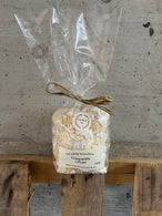 Les sachets de biscuits artisanaux fabriqués à Cipières : craquelés citron