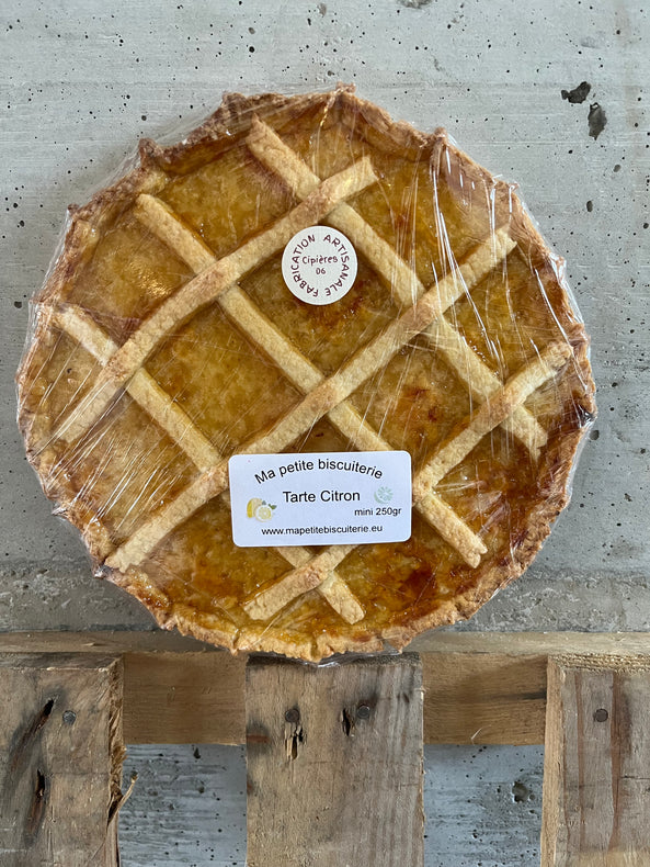 La tarte citron artisanale fabriquée à Cipières, France