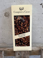 La tablette de chocolat noix de pécan (chocolat noir) du comptoir du cacao, France